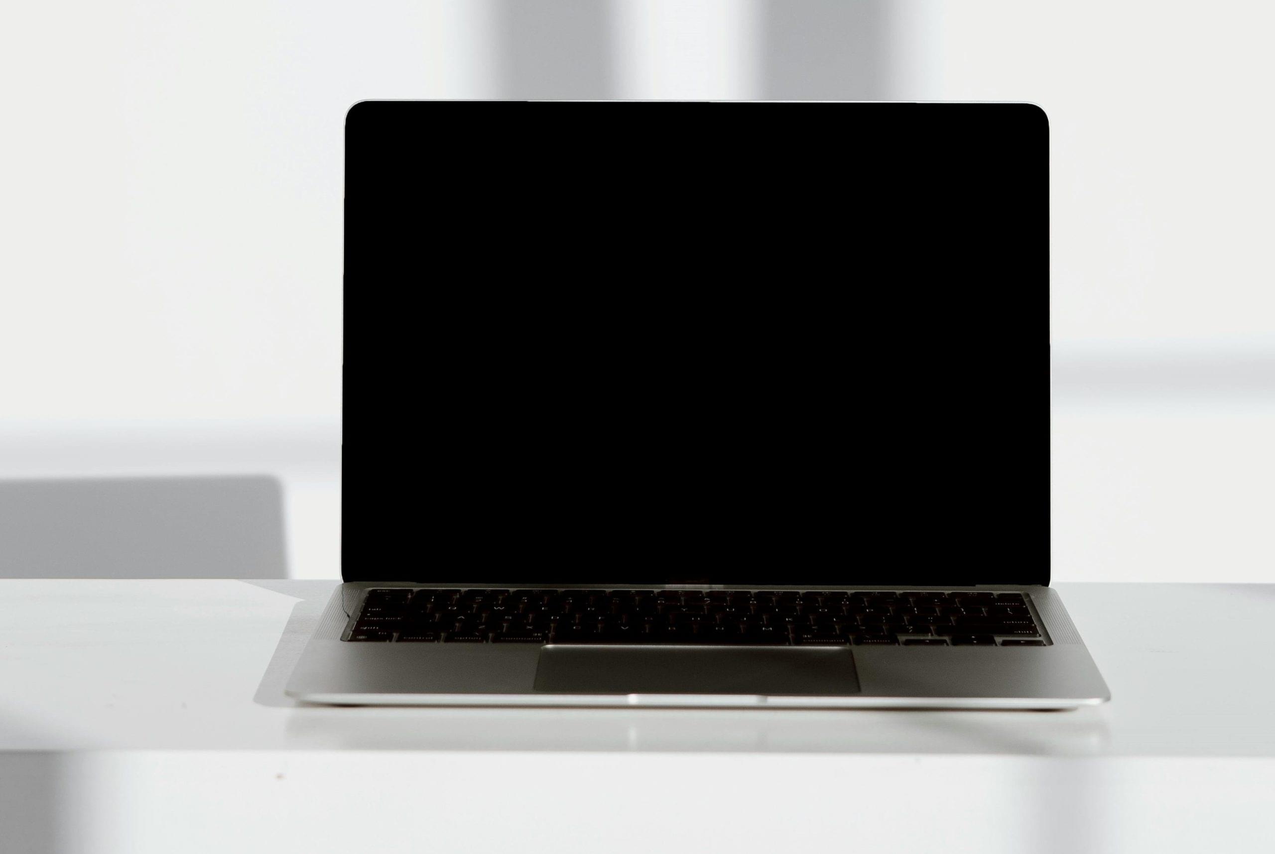 Mac Laptops | MacBook Air 2015 - Image 2